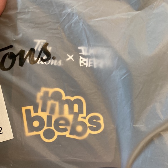 Tim Hortons x Justin Bieber beanie BNS - Picture 1 of 3